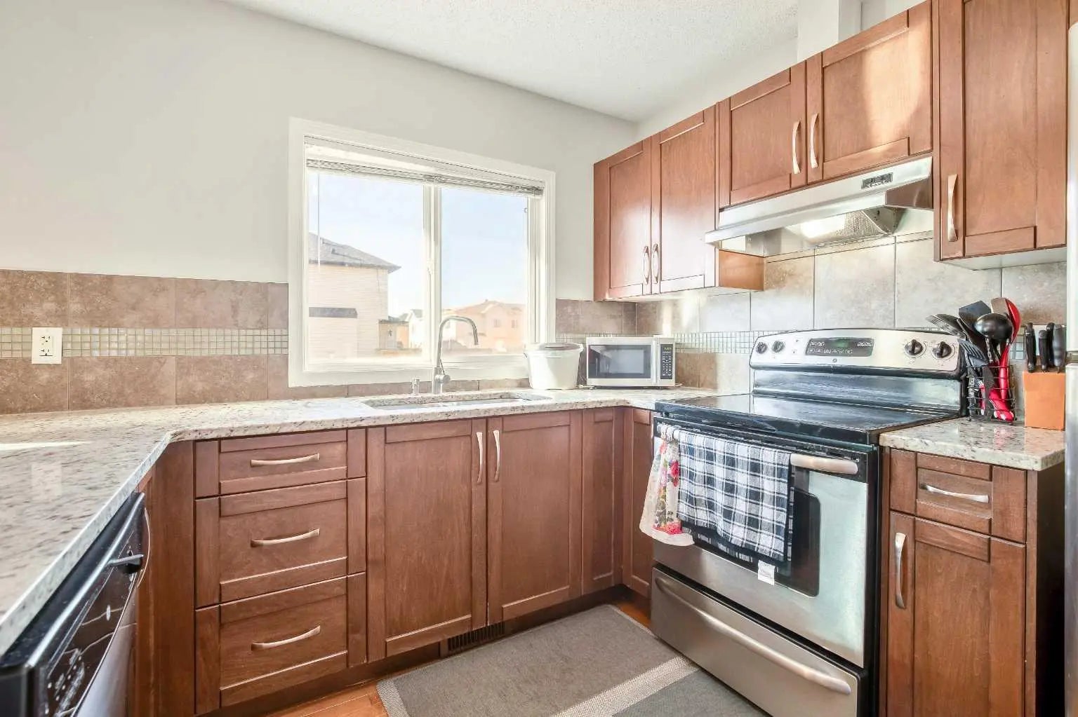 8339 Saddlebrook Drive Northeast, Calgary – Residential Row/Townhouse Listing Photo 9