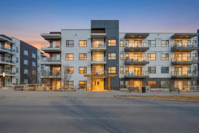 101, 4250 Seton Drive Se, Calgary