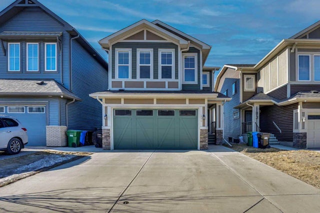 179 Lucas Heights Nw, Calgary