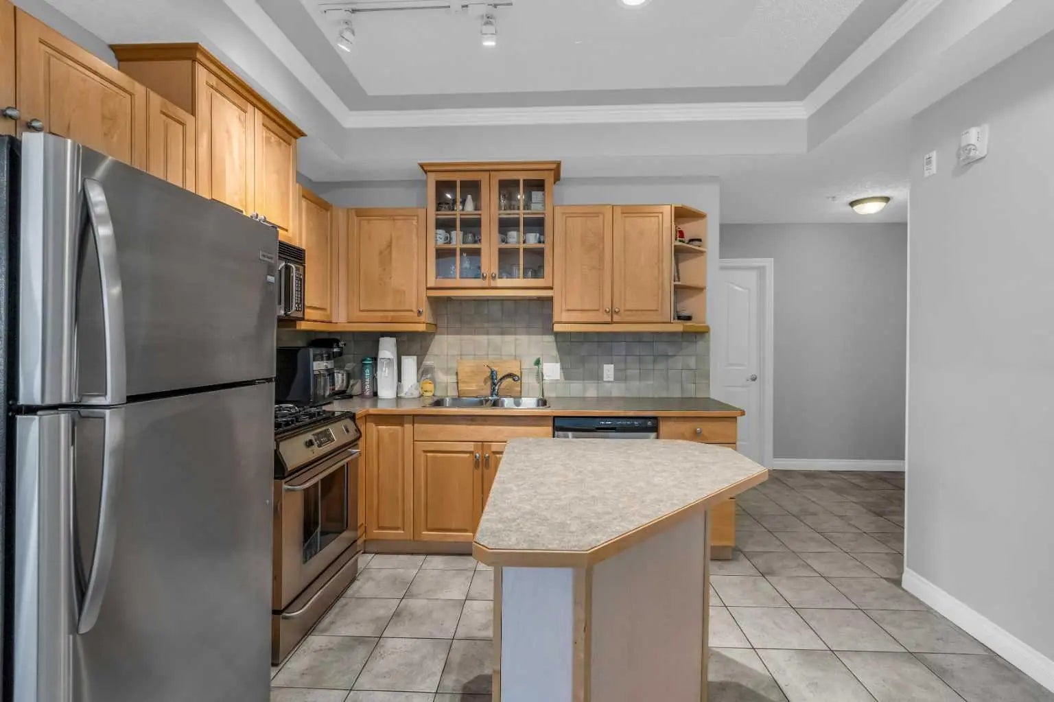 303, 1315 12 Avenue Southwest, Calgary – Residential Apartment Listing Photo 6