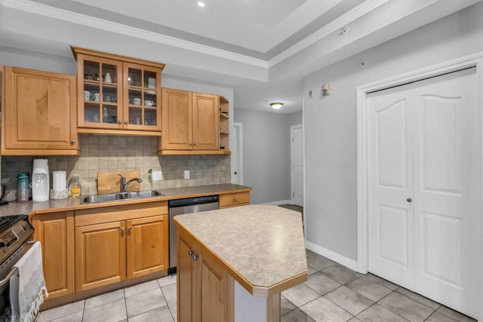 303, 1315 12 Avenue Southwest, Calgary – Residential Apartment Listing Photo 9