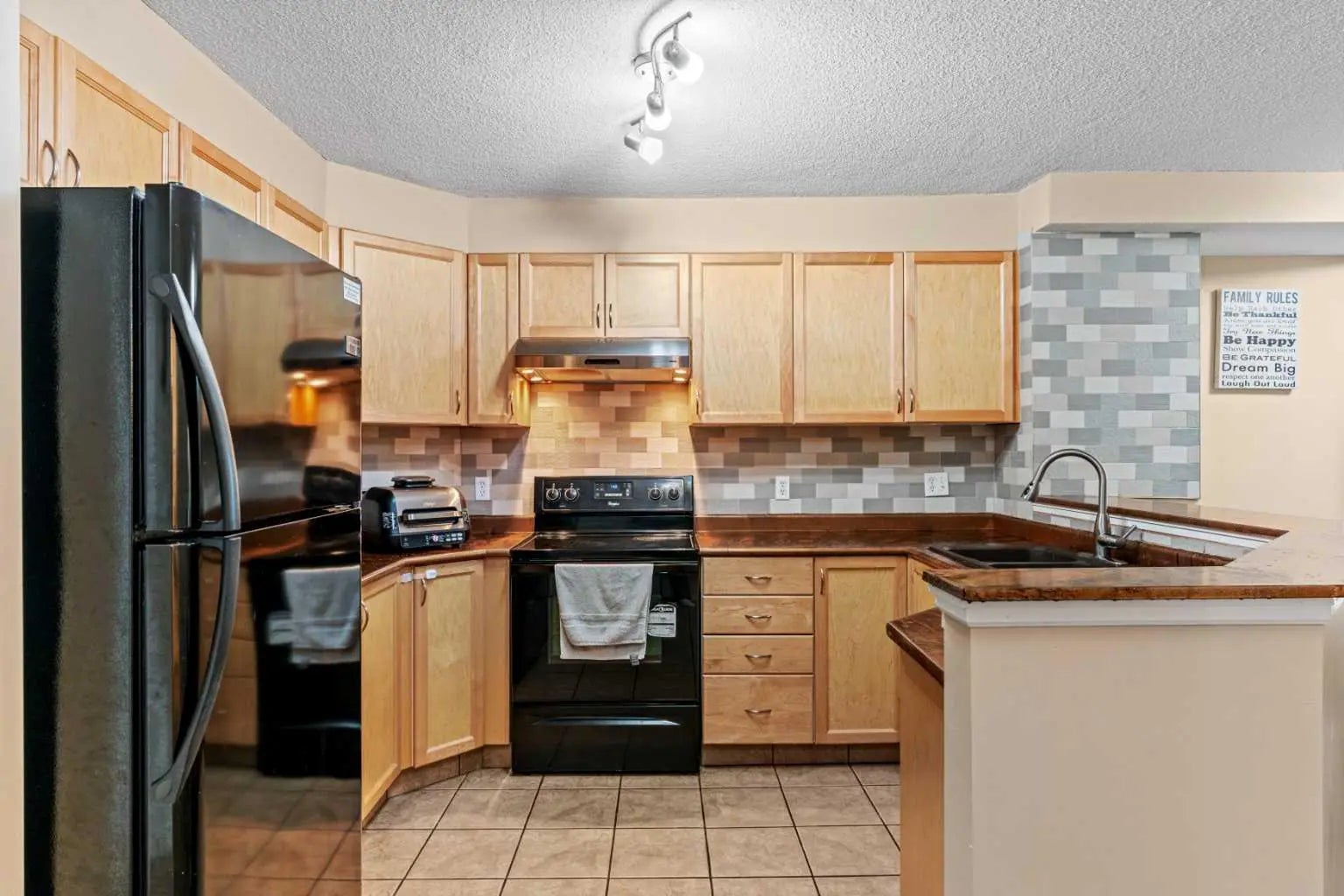 904, 1121 6 Avenue Southwest, Calgary – Residential Apartment Listing Photo 5