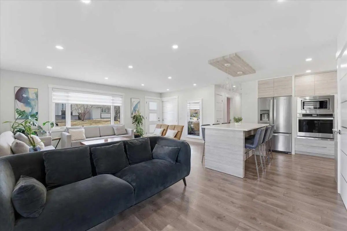 6603 Malvern Road Northeast, Calgary – Residential Detached Listing Photo 5