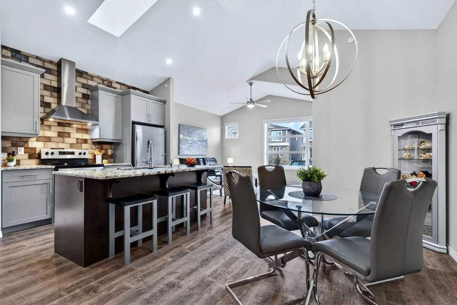 Photo of Listing #A2286970