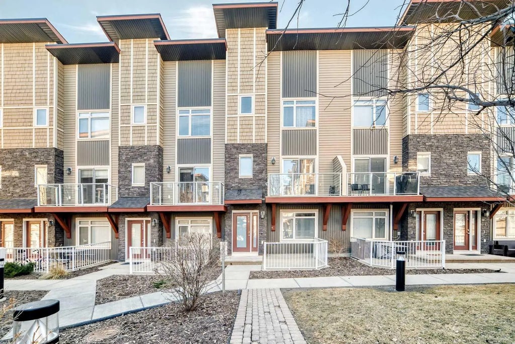410 Skyview Point Place Ne, Calgary
