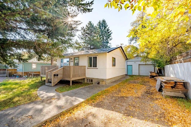 6507 34 Avenue Nw, Calgary