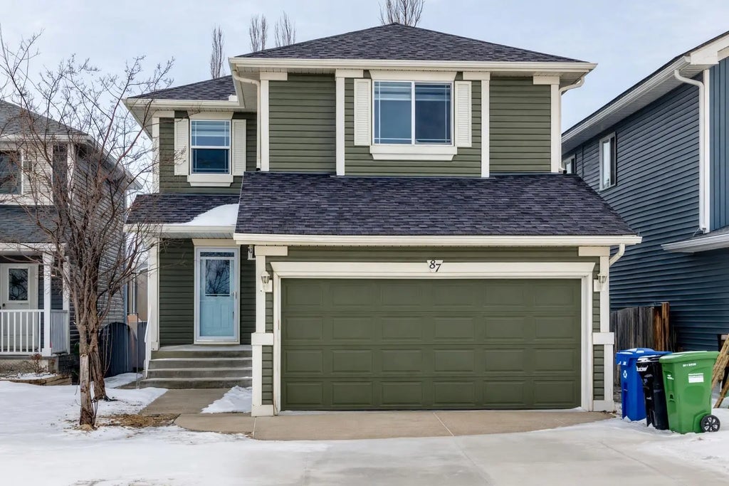 87 Bridlepost Green Sw, Calgary