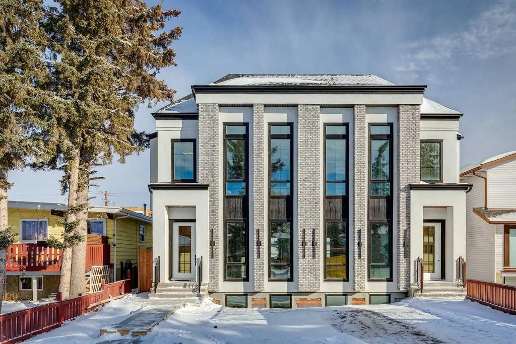 2810 38 Street Sw, Calgary