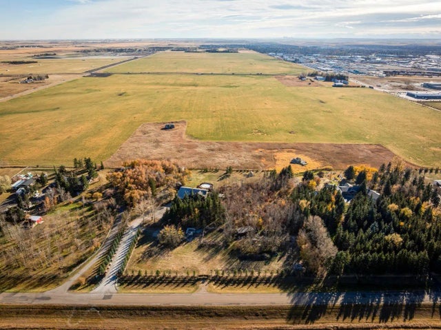Airdrie Home for Sale: Residential Listing in Croxford Estates