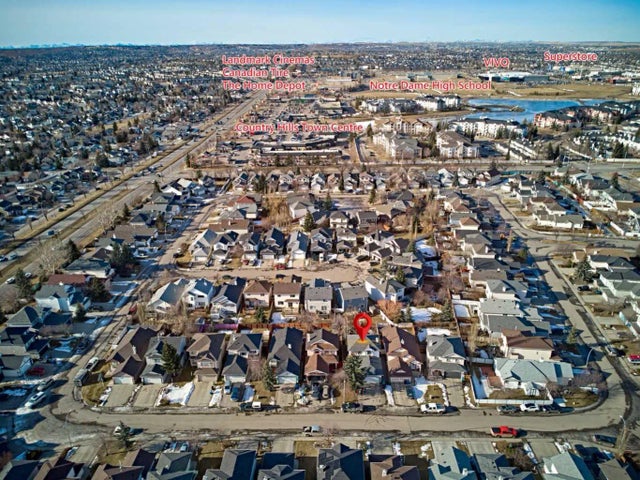 215 Coventry Green Ne, Calgary