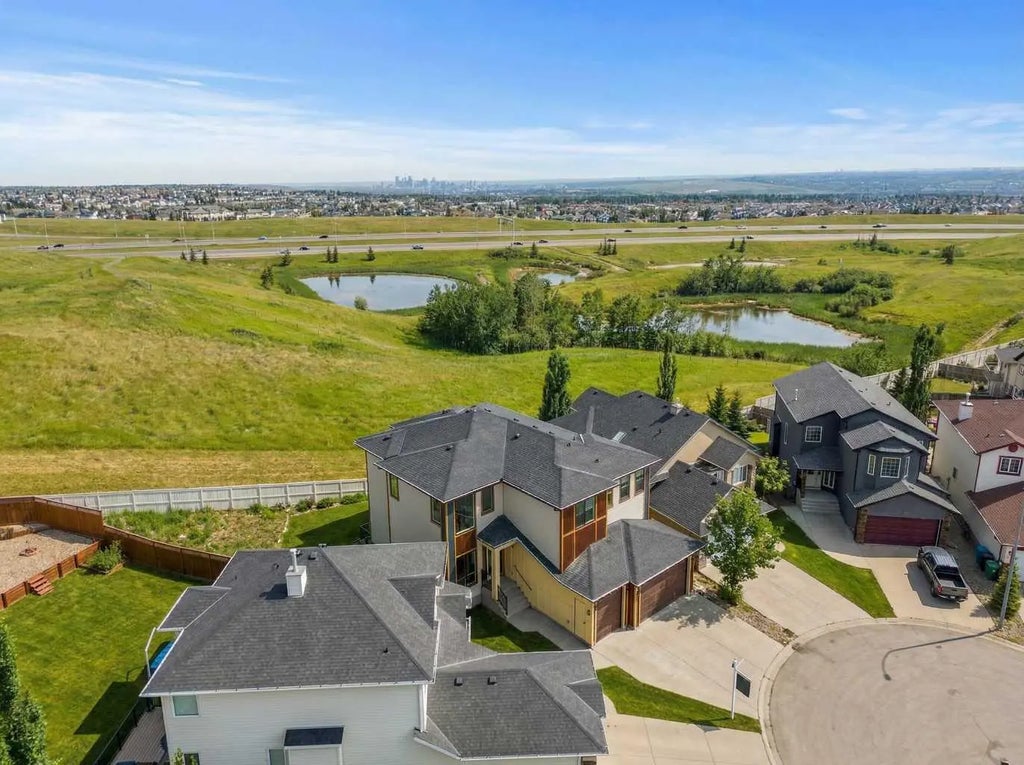 230 Royal Birch View Nw, Calgary