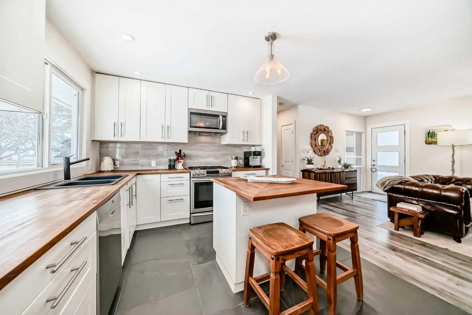 Photo of Listing #A2288123