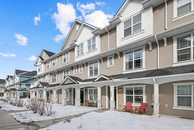 325 Copperstone Manor Se, Calgary