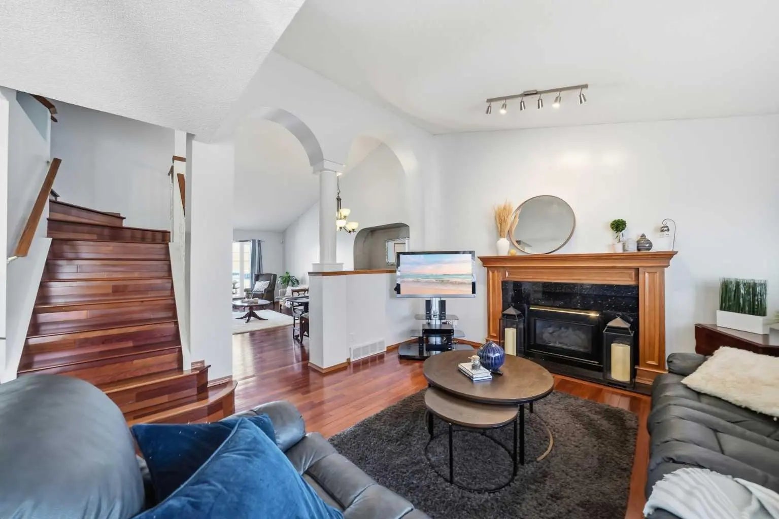 Photo of Listing #A2288400