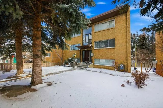2428 14 Street Sw, Calgary