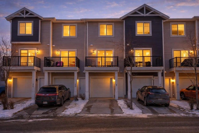 Chestermere Home for Sale: Residential Listing in Westmere