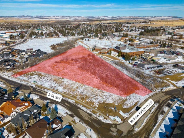 900 3 Street Sw, Diamond Valley