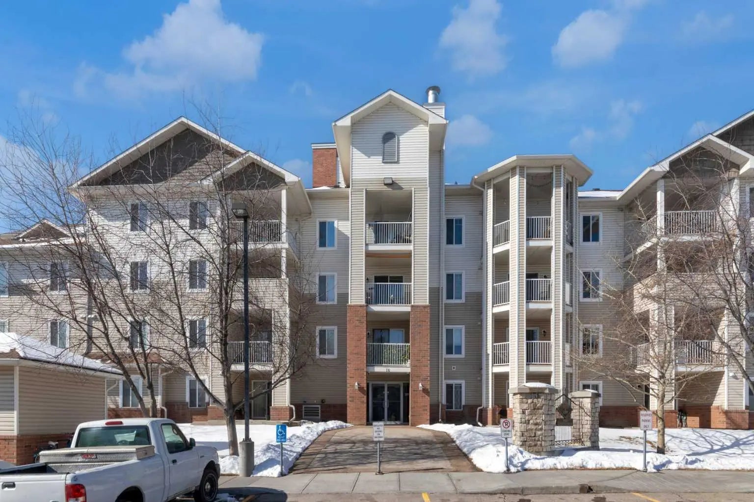 Photo of Listing #A2289125