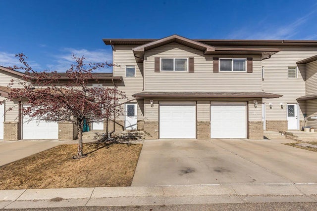 38 Brentwood Lane Sw, Medicine Hat
