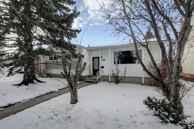 3835 Varsity Drive Nw, Calgary