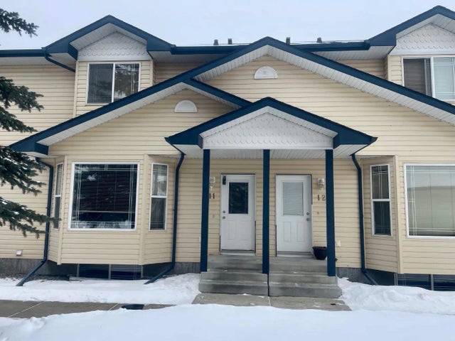 11, 2 Hinshaw Drive , Sylvan Lake