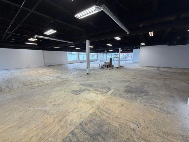 D200, 9737 Macleod Trail Sw, Calgary