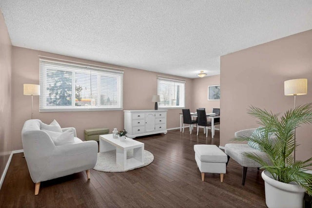 Home for Sale Located at 10304 Braeside Drive Southwest, Calgary, Alberta