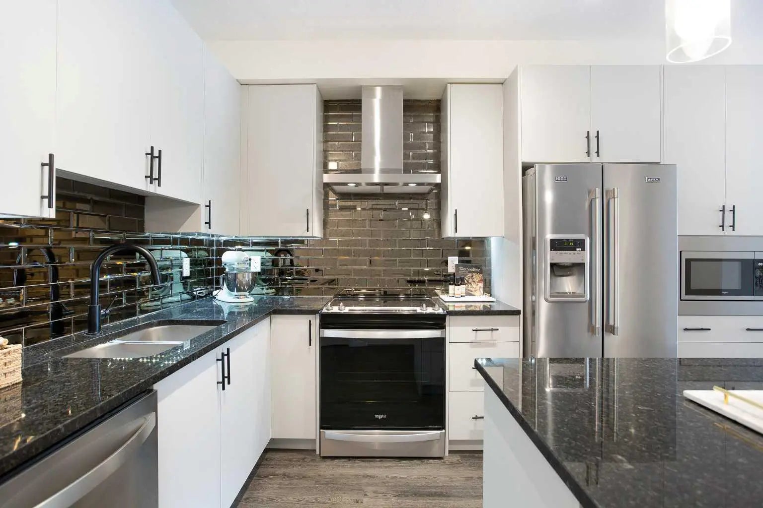 Photo of Listing #A2289690