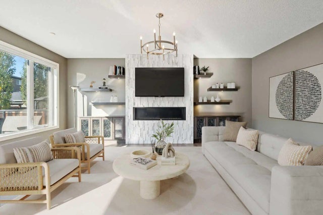 383 Evansglen Drive Nw, Calgary