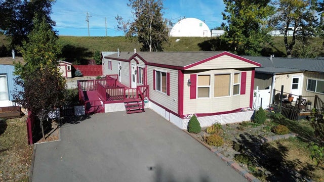 6, 1229 Waterton Avenue , Pincher Creek