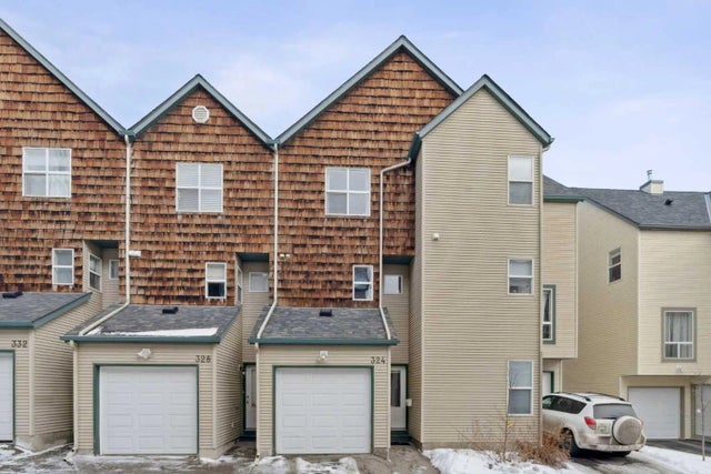324 Bridlewood Lane Sw, Calgary