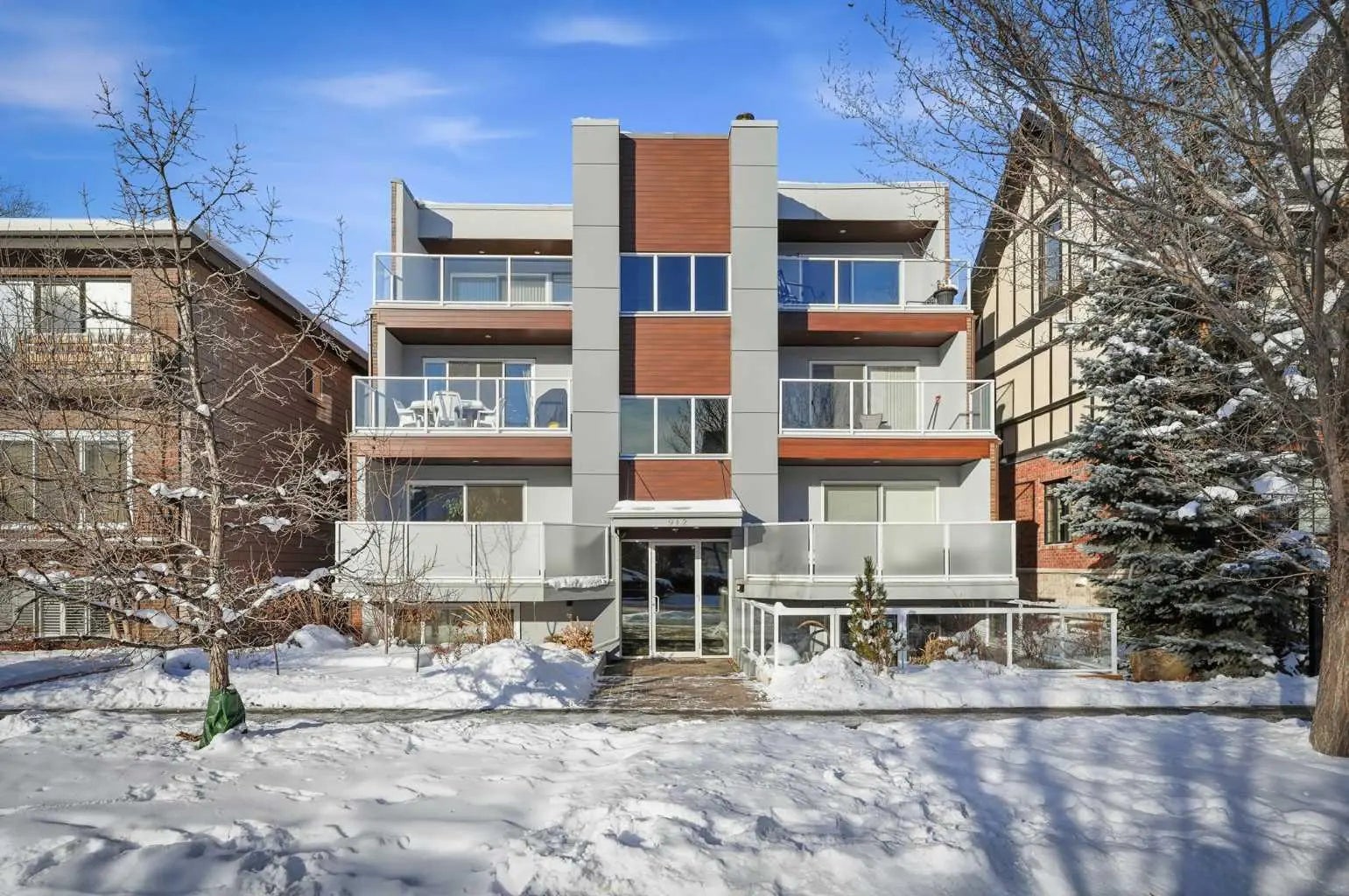 Photo of Listing #A2290095