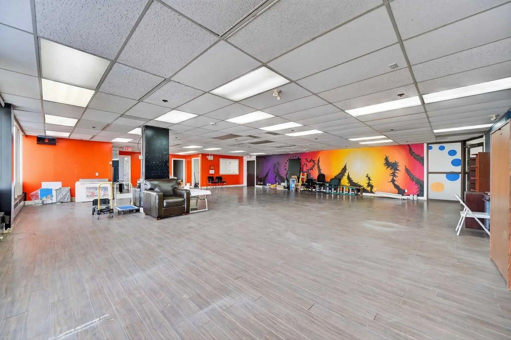 303, 1109 17 Avenue Sw, Calgary