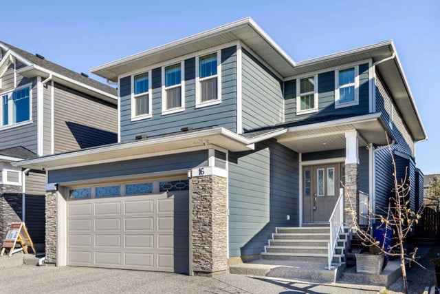 16 Redstone Parade Ne, Calgary