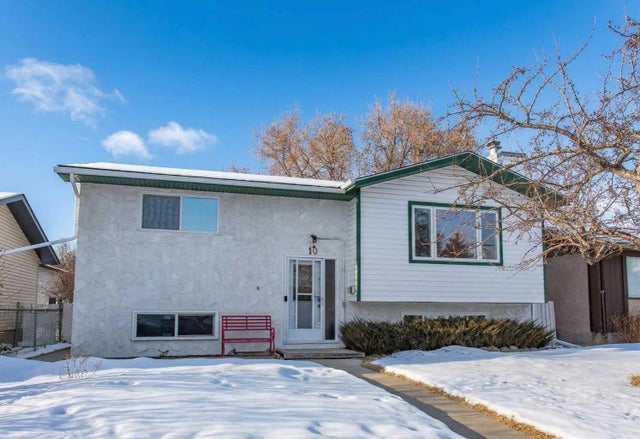 10 Patterson Crescent , Red Deer