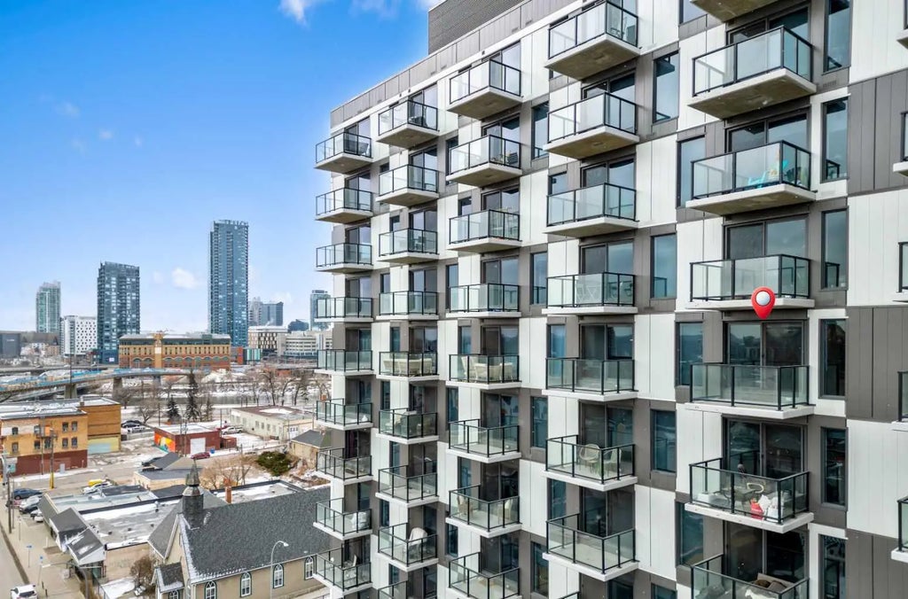 908, 123 4 Street NE, Calgary