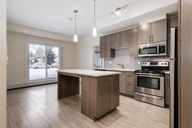 102, 15233 1 Street Se, Calgary