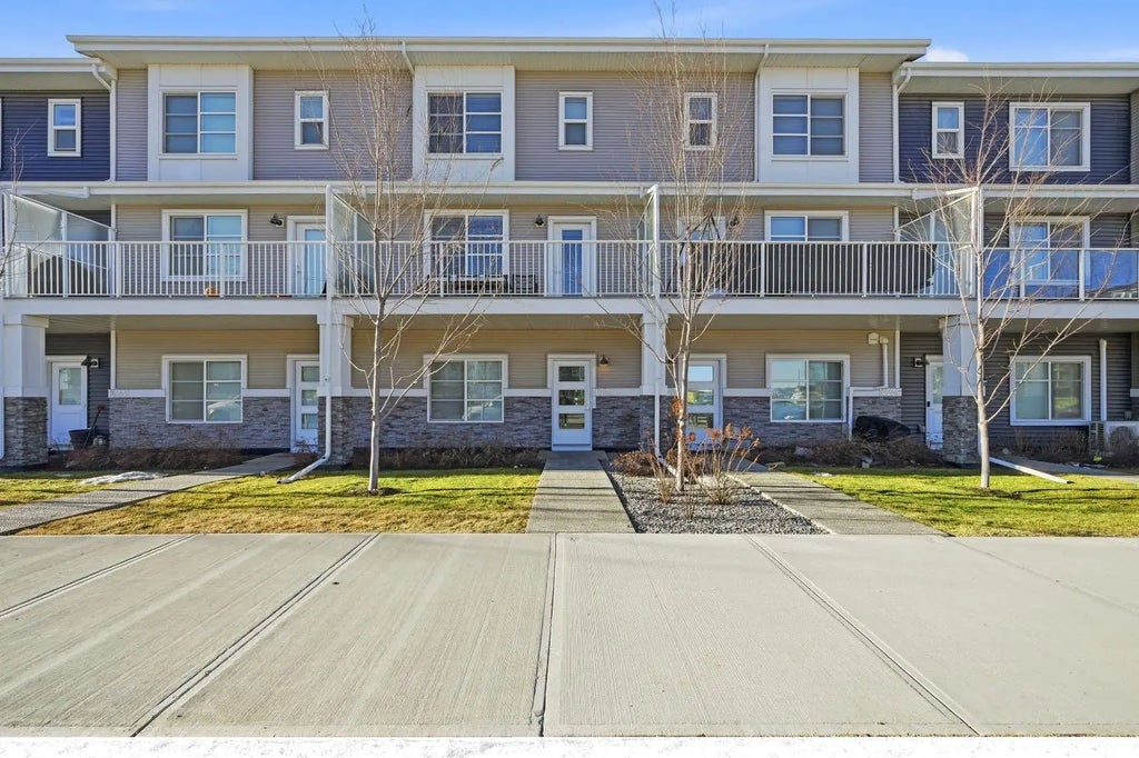 14235 1 Street Nw, Calgary