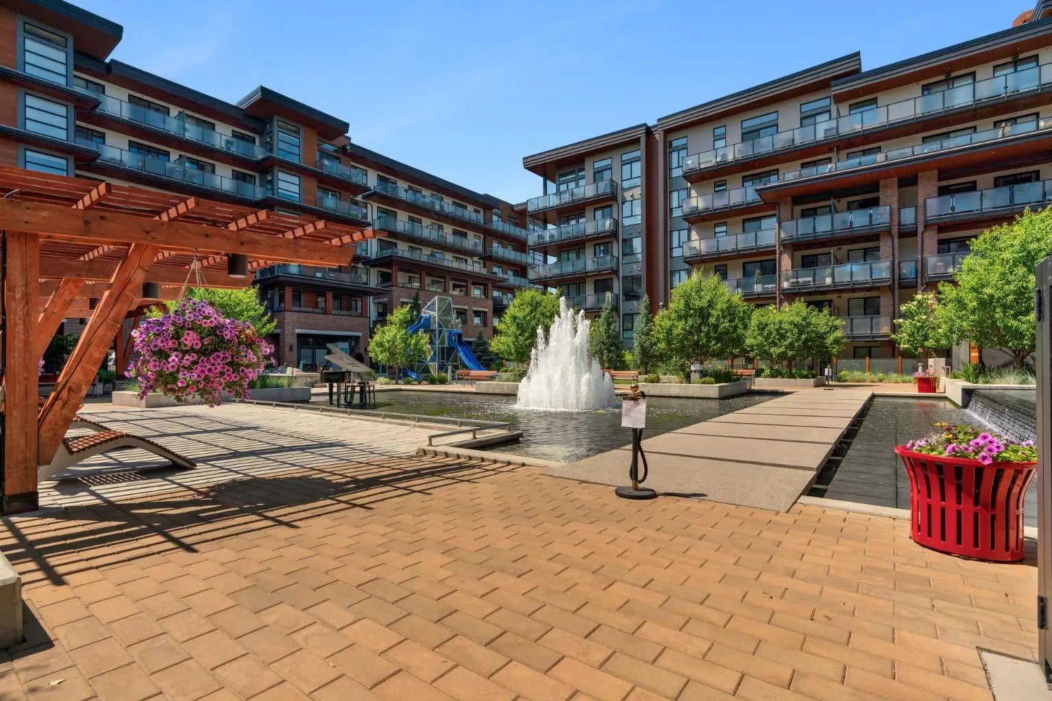 Photo of Listing #A2290803