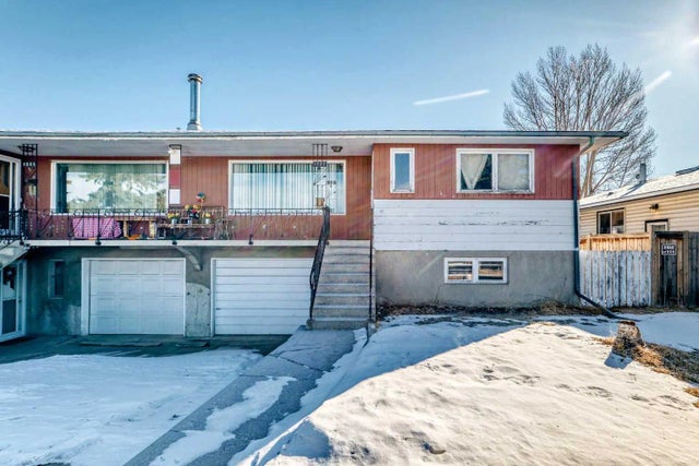Home for Sale Located at 1338 34 Street Southeast, Calgary, Alberta