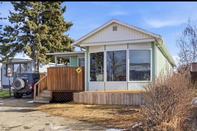124, 3223 83 Street Nw, Calgary