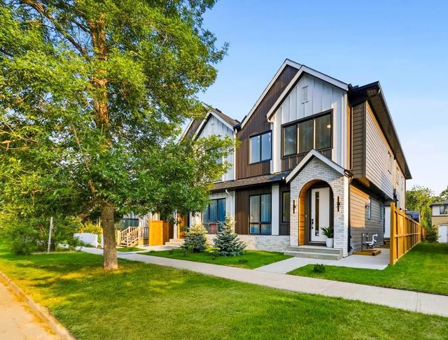 2 521 15 Avenue Ne, Calgary