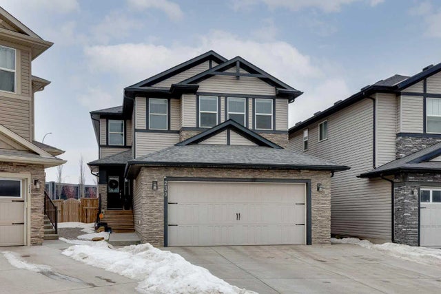 230 Nolanhurst Bay Nw, Calgary