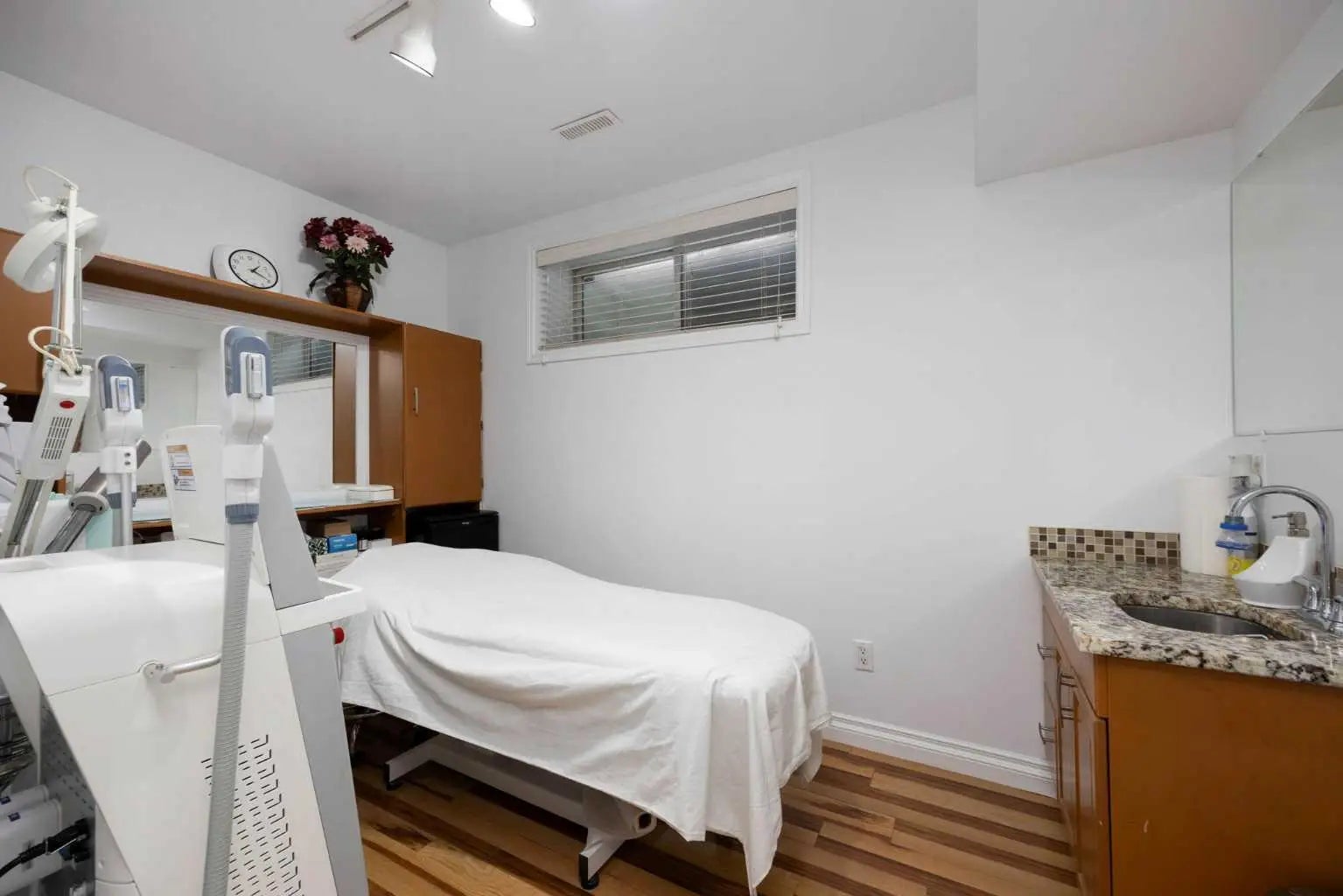 Photo of Listing #A2290945