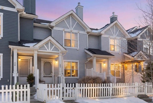 352 Elgin Gardens Se, Calgary