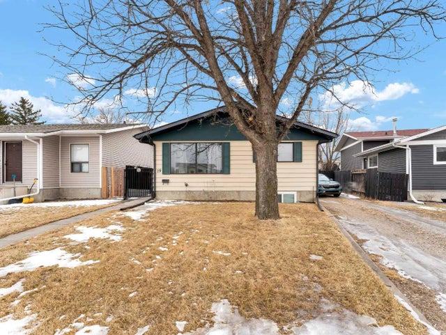 19 Rossmere Place Se, Medicine Hat