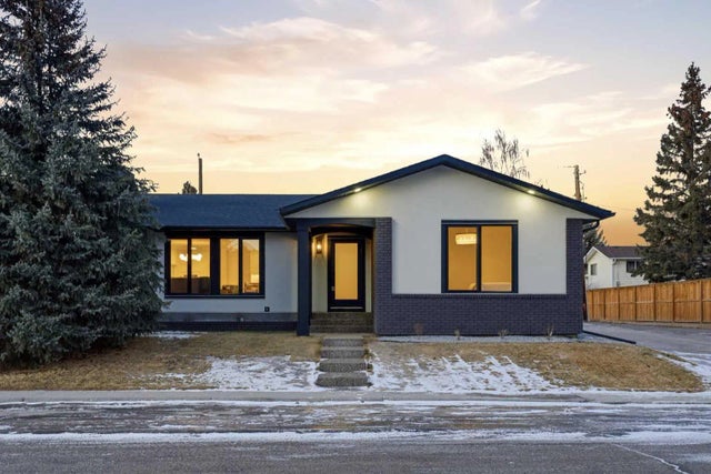 4904 Valiant Drive Nw, Calgary