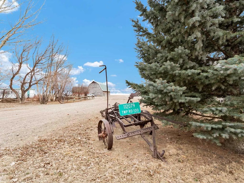 112079 Township Road 100  , Bow Island