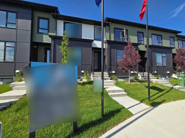 231 Vantage Drive , Cochrane