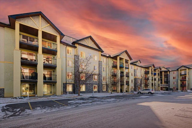 1424, 8810 Royal Birch Boulevard Nw, Calgary